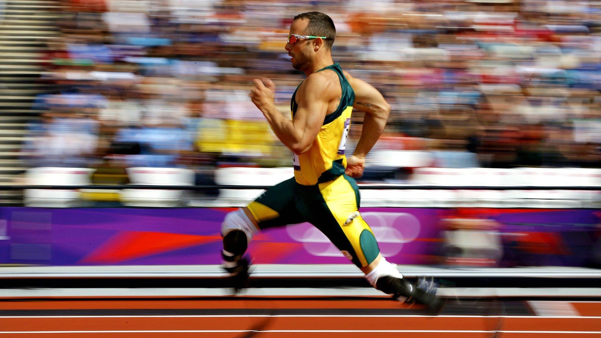 中国队用坚韧精神征服赛场挑战,中国队用坚韧精神征服赛场挑战的是谁